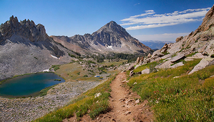 Titcomb Basin Trail